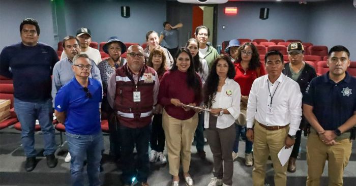 Recibe Tonantzin Fernández a representantes de COPRESEC