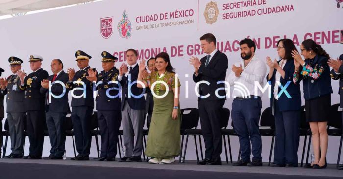 Anuncia Clara Brugada aumento salarial de 9% a policías de CDMX