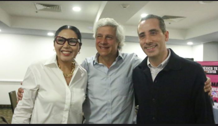 Presenta Claudio X González en Puebla la iniciativa Salvemos la Democracia