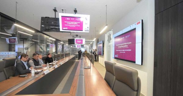 Encabeza Pepe Chedraui mesa de trabajo con miembros del SESNSP