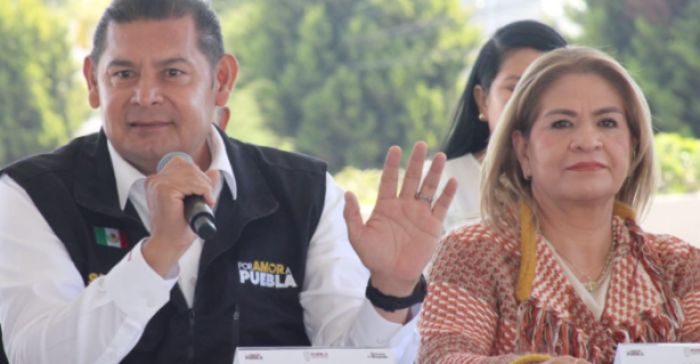 Responde Armenta a cr&iacute;ticas de la oposici&oacute;n