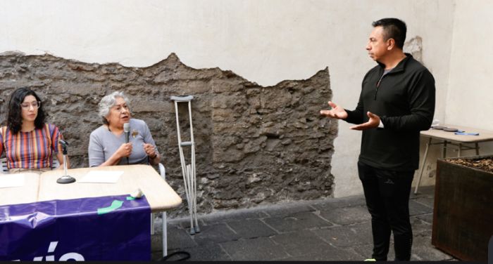 Defiende “Manu Vive” la ciclovía en Municipio Libre; irrumpen en conferencia