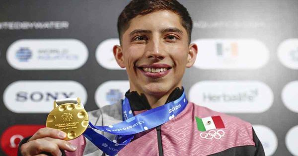 Obtiene Randal Willars segundo oro para México en Mundial de Clavados