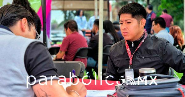 Ofrecen salud a colaboradores de Veana en alianza con el DIF Puebla Capital