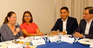 Parten desde la educación caminos para generar cambios sociales: Laura Artemisa en Tehuacán