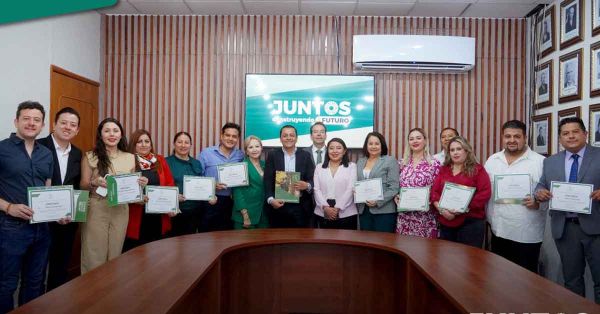 Capacitan a funcionarios de Texmelucan sobre administración pública