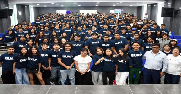 Inician clases los estudiantes de Derecho y Econom&iacute;a de la BUAP