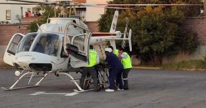 Realizan traslado aéreo a motociclista desde Ciudad Serdán