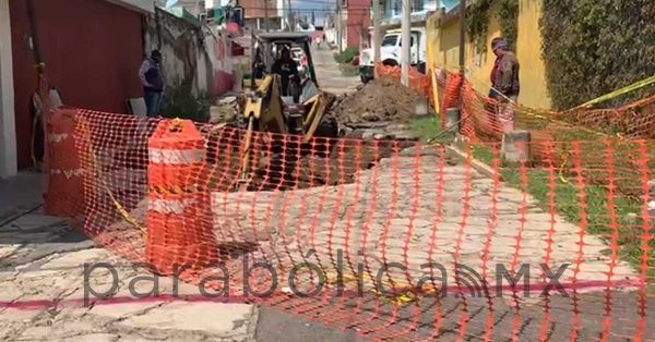 Inicia reparación de socavón en Ignacio Romero Vargas