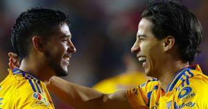 Tigres triunfa contra Cruz Azul en el Volcán