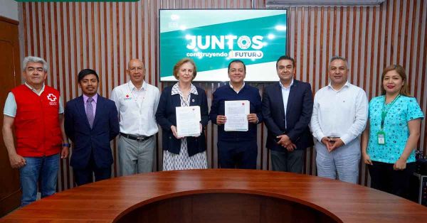 Firman convenio Texmelucan y Cruz Roja