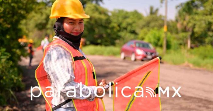 Confirma Rocío Nahle inversión superior a mil 400 mdp para rehabilitar carreteras en Veracruz