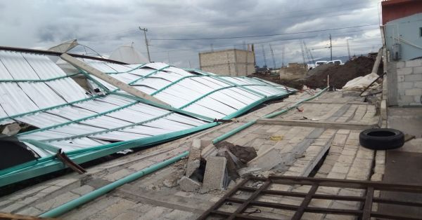 Reciben apoyo los afectados por tornado en Chignahuapan