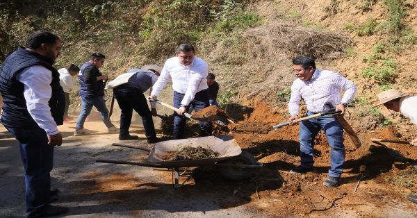 Realizan faenas comunitarias en Tetela de Ocampo