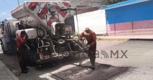 Avanza Ayuntamiento de Puebla en campa&ntilde;a de bacheo