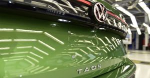 Hace Volkswagen paro productivo en Segmento 3 de Taos por falta de componentes