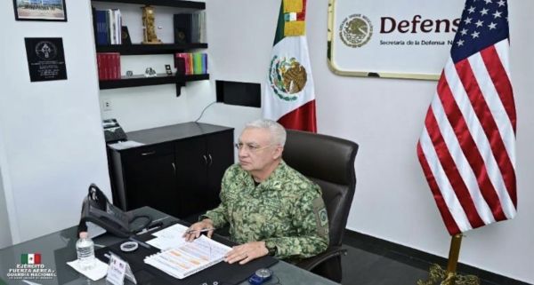 Dialoga Secretario de la Defensa con el Comandante del Comando Norte de EEUU