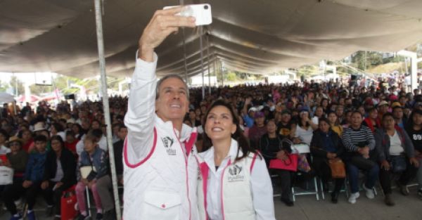 Garantizan Pepe Chedraui y MariElise Budib seguridad alimentaria a las familias de la capital