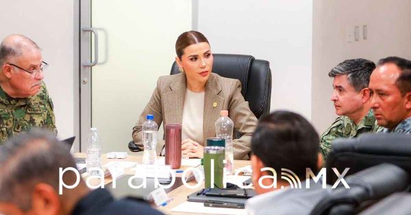 Respeta Marina del Pilar retiro de su esposo Carlos Torres de la pol&iacute;tica