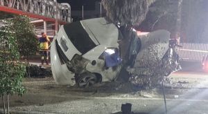 Se estrella en su Audi frente al Tec de Monterrey y muere