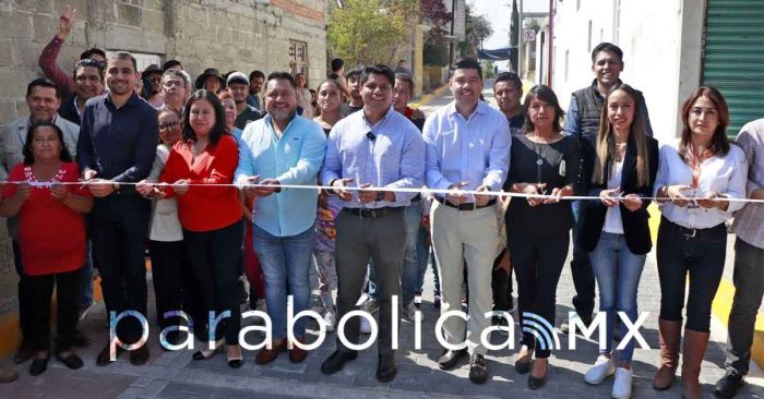 Inauguran segunda obra de pavimentación en Sanctorum