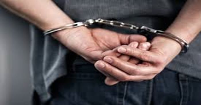 Detienen a un presunto extorsionador de comerciantes de la Central de Abasto