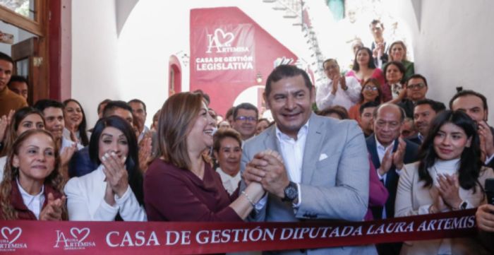 Inaugura Laura Artemisa su Casa de Gestión