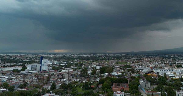 Emiten recomendaciones ante posibilidad de lluvias el&eacute;ctricas