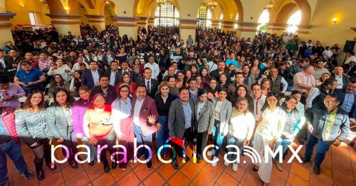 Acuden juventudes poblanas al Foro del Plan Nacional de Desarrollo en Tehuacán