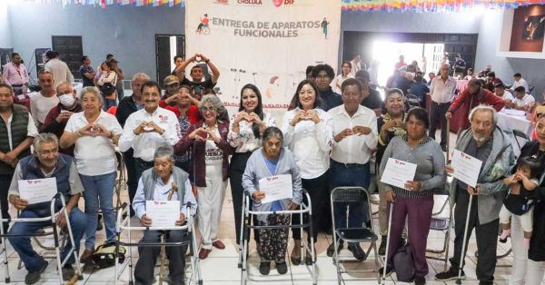 Atiende Tonantzin Fern&aacute;ndez a cholultecas en Complejo Cultural