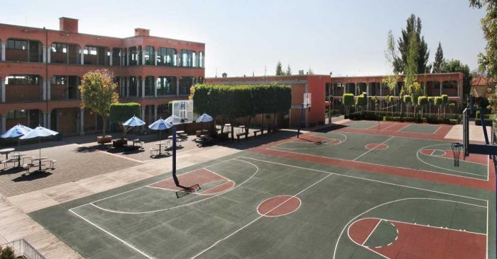 Inscriben a menor presunto feminicida en D&#039;Amicis; padres de familia exigen su baja