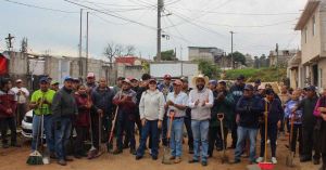 Organizan vecinos y Ayuntamiento de Zacatl&aacute;n faena en Eloxochitl&aacute;n