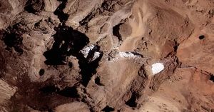 Pierde monte Kenia sus glaciares, es parte del cambio climático