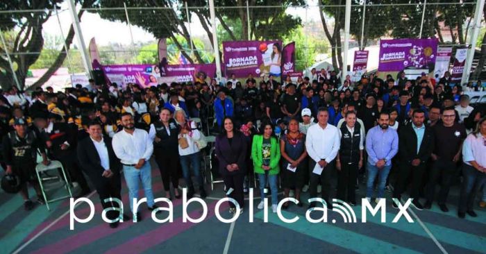 Lleva el ayunamiento de Puebla la Jornada Integral de Bienestar a Azumiatla