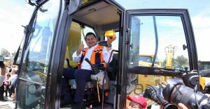 Transforma gobierno de Puebla los 217 municipios con m&oacute;dulos de maquinaria