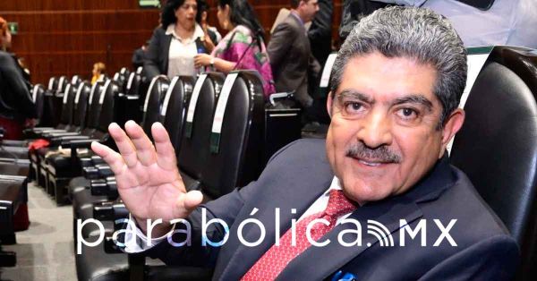 Sufre Manuel Espino un derrame cerebral