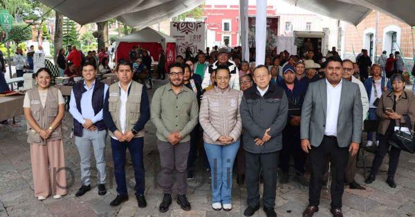 Firma Ariadna Ayala compromiso con la comunidad migrante