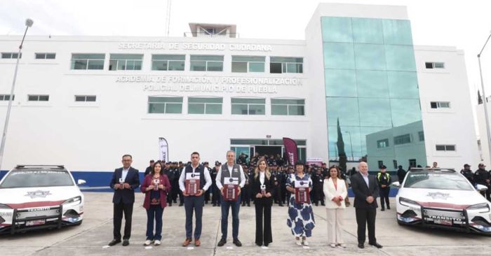 Encabeza Pepe Chedraui ceremonia de clausura de capacitaci&oacute;n a polic&iacute;as