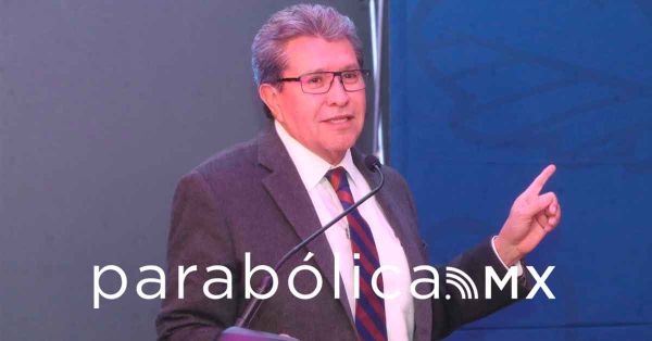 Tenemos derecho a pasear con nuestro dinero, responde Ricardo Monreal