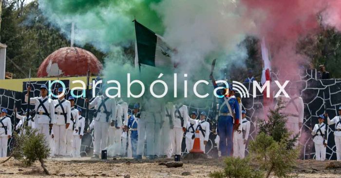 Realizan la escenificaci&oacute;n de la Batalla de Puebla del 5 de Mayo