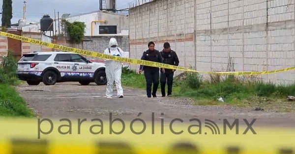 Localizan dos cadáveres detrás del polideportivo Xonaca