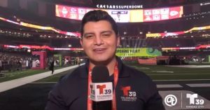 Fallece reportero de Telemundo mientras cubr&iacute;a el Super Bowl
