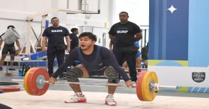 Ganan cinco medallas en levantamiento de pesas la BUAP