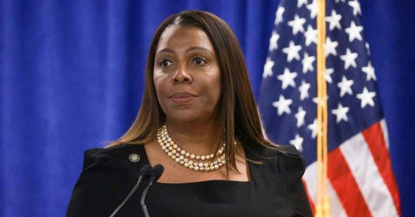Denuncia administración de Trump a fiscal general de NY