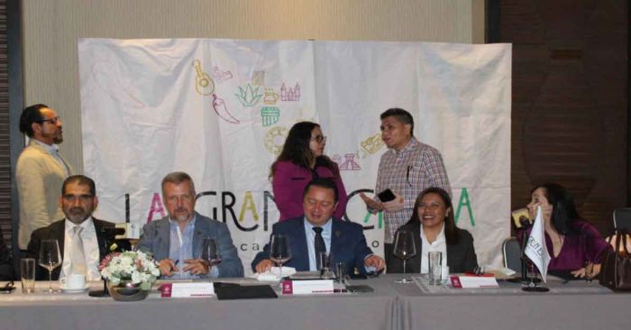 Se reúnen Contraloría de Puebla capital y la Canaco