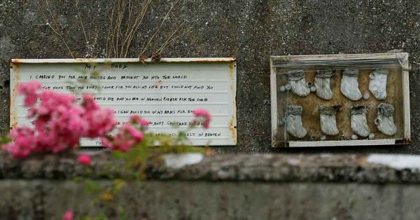 Inician en Irlanda excavación de fosa con casi 800 bebés