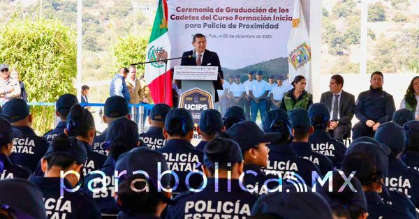 Preside Armenta la graduaci&oacute;n de la segunda generaci&oacute;n de Polic&iacute;as de Proximidad