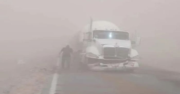 Cierran carreteras de Chihuahua hay fuertes tolvaneras