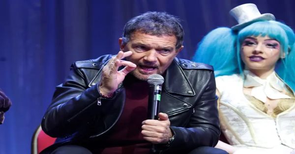 Asegura Antonio Banderas que el éxito &#039;es muy peligroso’