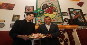Arrancan restaurantes la temporada de Chiles en Nogada en Puebla